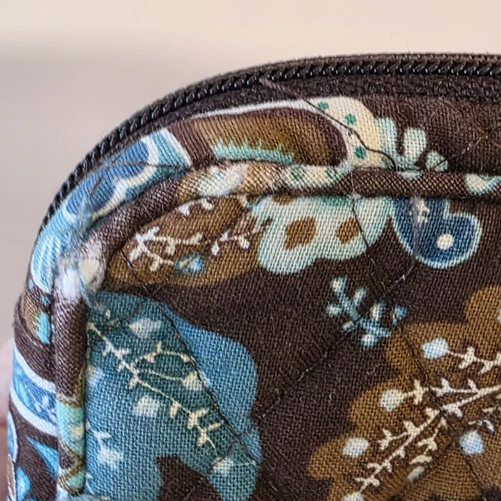 Vera Bradley Mini Bag Cosmetic Clutch Brown and Blue Paisley Floral Wristlet